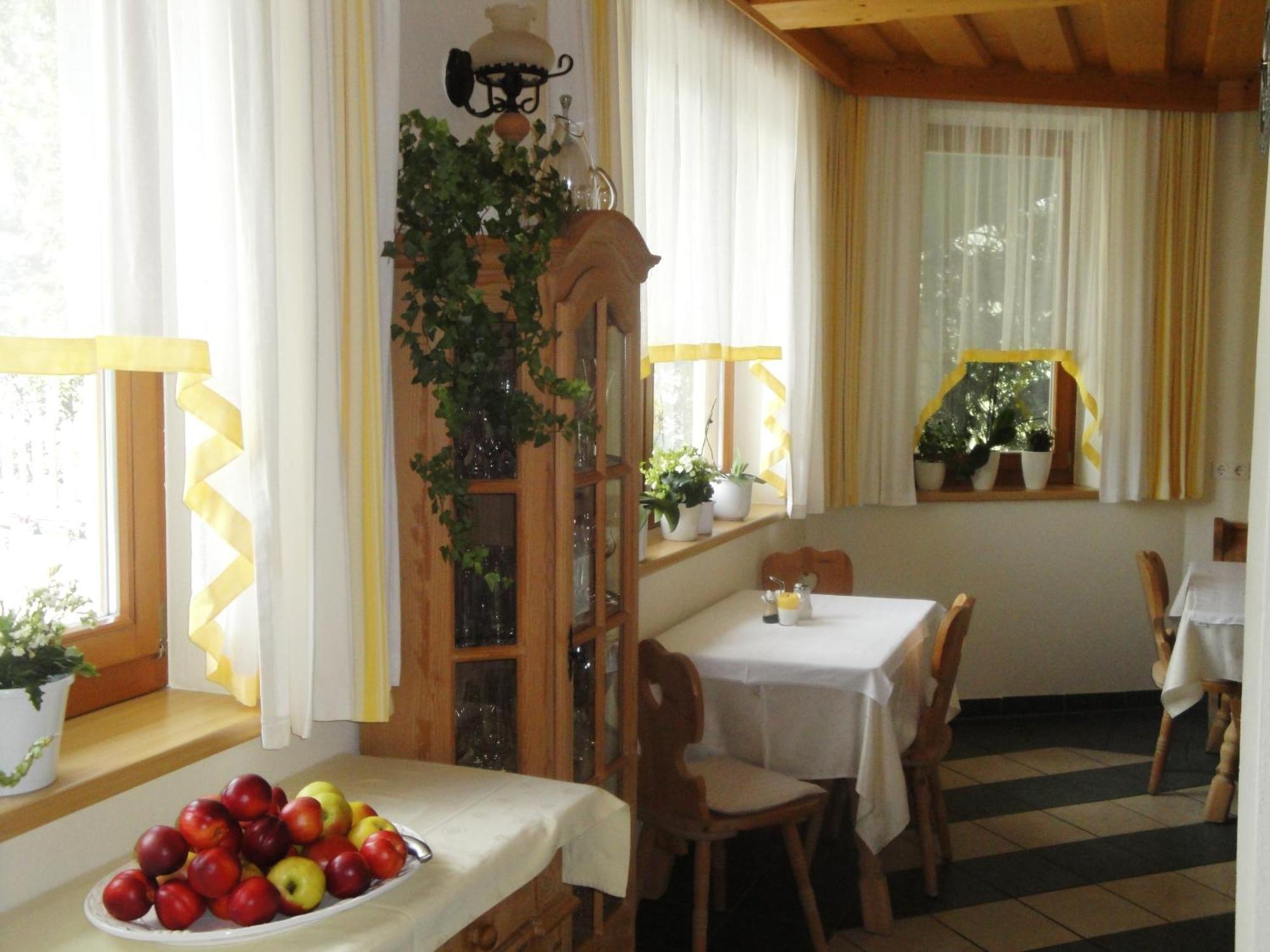 Hotel Pension Schwaiger Sankt Margarethen im Lungau Exteriér fotografie